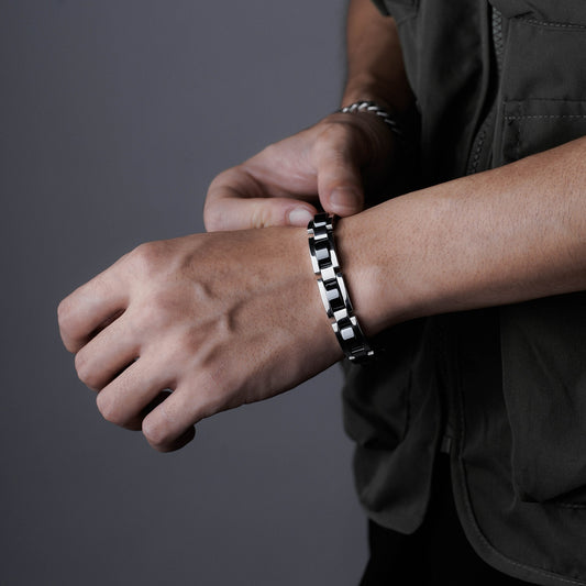 Vòng Tay Thời Trang Staintless Steel Serious Elder